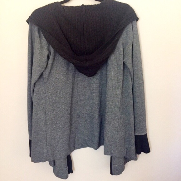 Anthropologie Vanessa Virginia cardigan size M - Picture 2 of 4